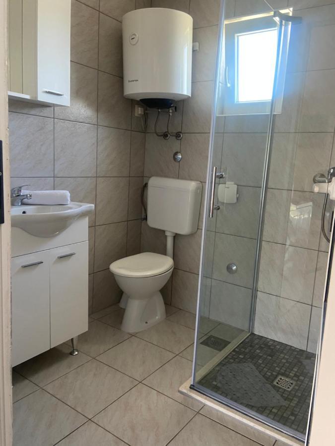 Vacation House Radosic Radosic  Экстерьер фото